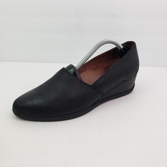 Dansko Shanda Womens Size EU 38 US 7.5-8 Black Leather Slip On Wedge Loafer Shoe - Picture 2 of 11